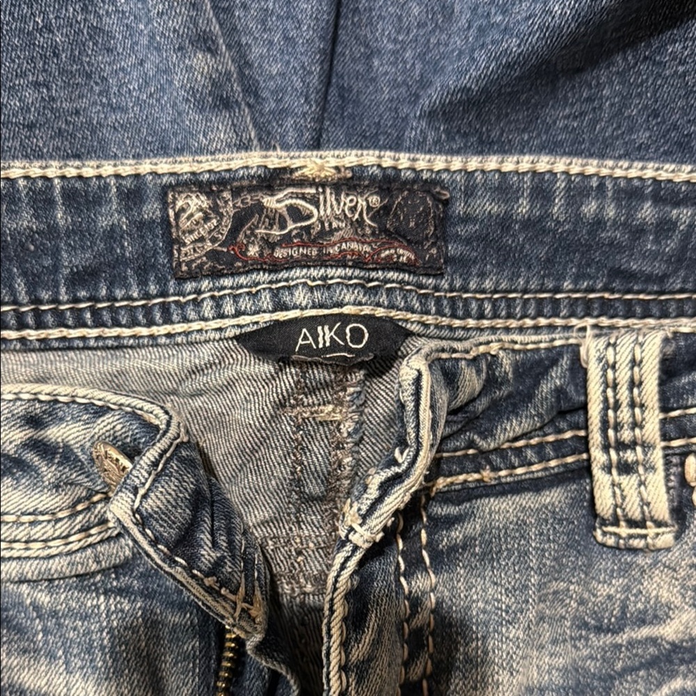 Silver Jeans Blue Classic Denim with Contrast Stitching